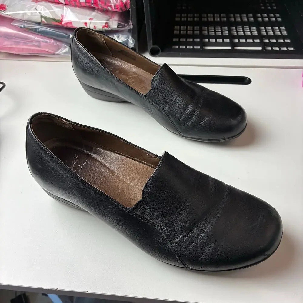 Dansko Farah Black Leather Slip-On Loafer Women's 41/US10.5 Comfort Clogs Work